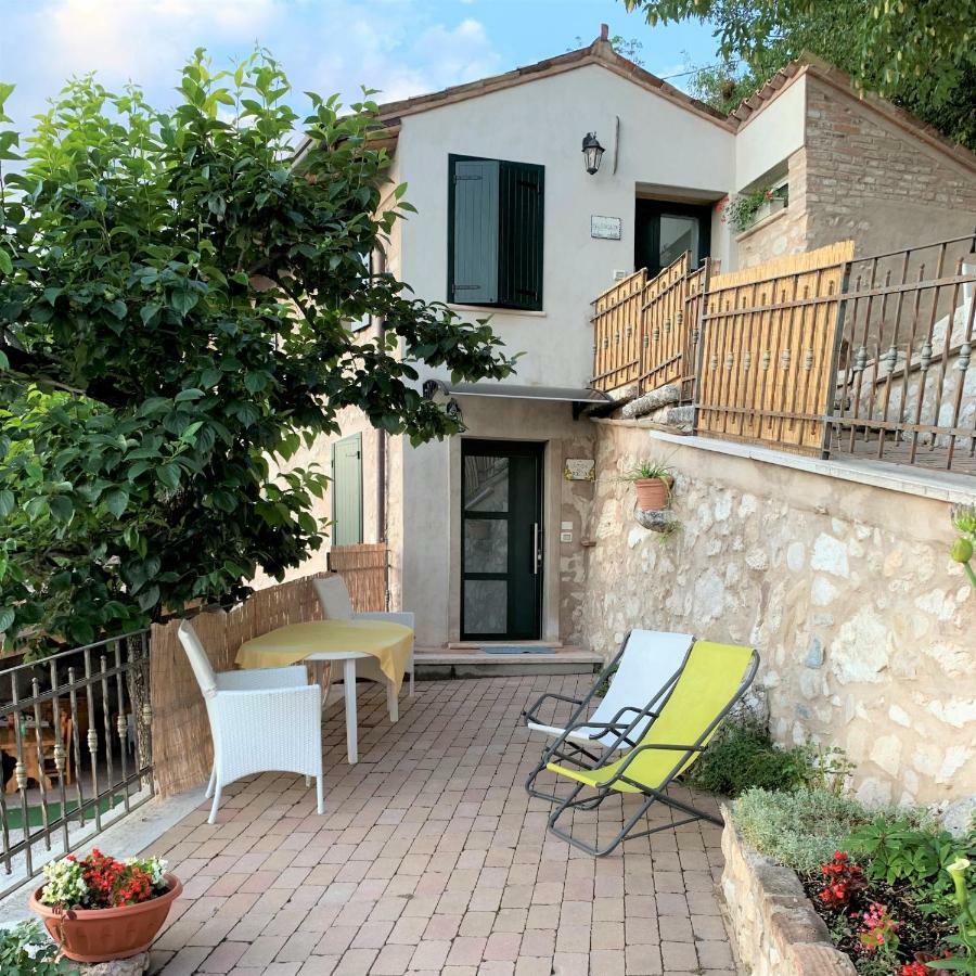 La Casa Nel Bosco Apartment Malcesine Exterior foto